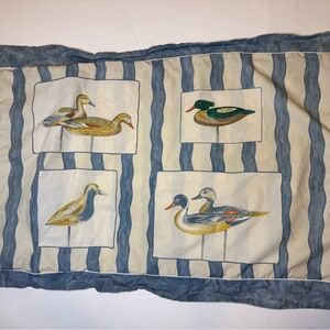 Striped pillowcase with Duck Print